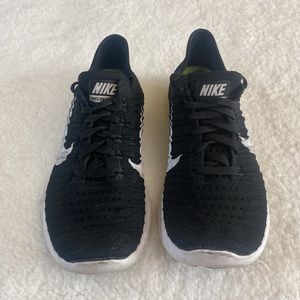 Nike | Free RN Flyknit